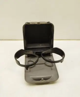 Subaru Forester SF Cup holder back 