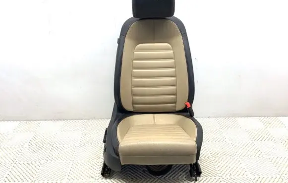 Volkswagen PASSAT CC Front passenger seat 