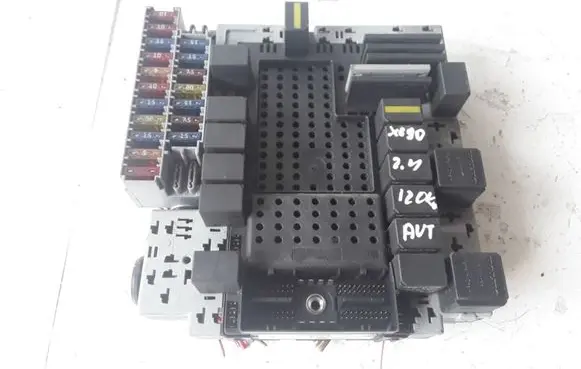Volvo XC90 Fuse module 30679527