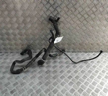 Land Rover Range Rover Sport L494 Engine coolant pipe/hose CPLA9P924CB FPLA8286CA