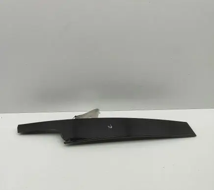 BMW X6 G06 Front door glass trim molding 7453831