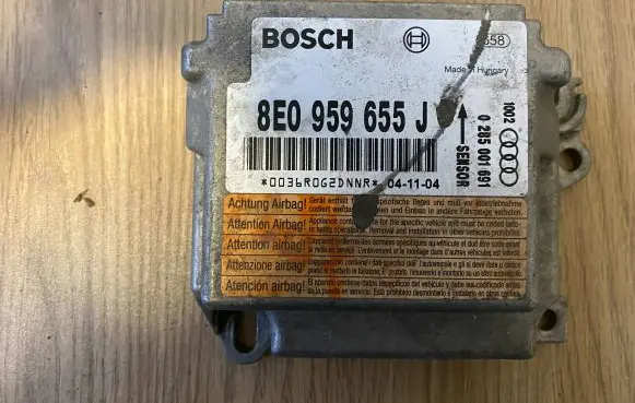 Audi A4 S4 B7 8E 8H Airbag control unit/module 8E0959655J 0285001691