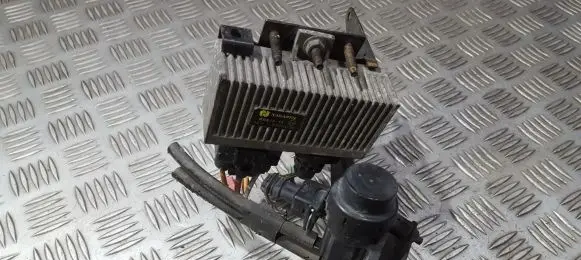 Renault Scenic I Glow plug pre-heat relay 7700100703