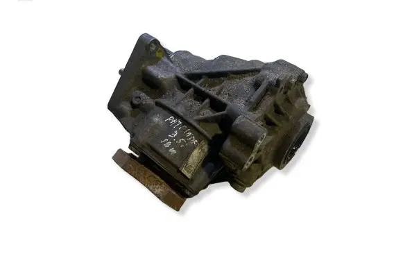 Nissan Pathfinder R52 Gearbox transfer box case 