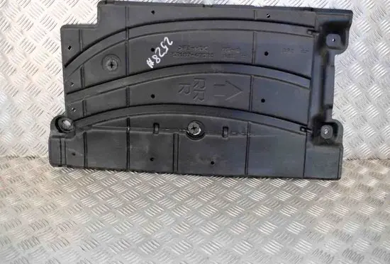 Toyota Prius (XW30) Pickup box liner 5816747030
