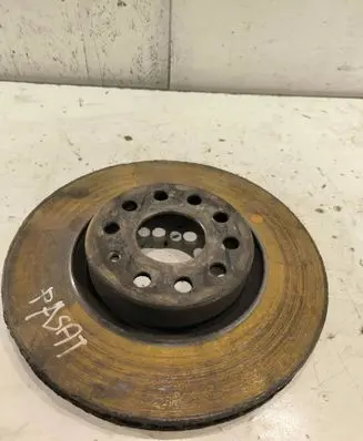 Volkswagen PASSAT B6 Front brake disc