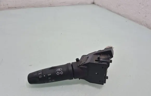 Nissan X-Trail T30 Indicator stalk 255408H700