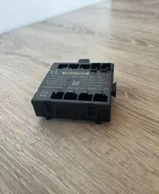 Mercedes-Benz GLC X253 C253 Door control unit/module A1669000318 A1669005308 A1669012103