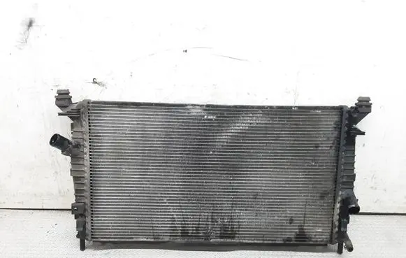 Volvo V50 Coolant radiator 3M5H8005TL
