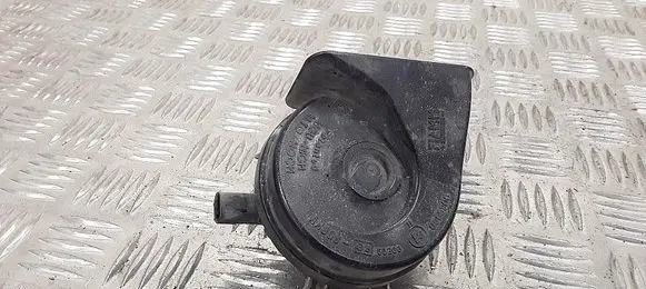 BMW 3 E46 Horn signal am80s55306