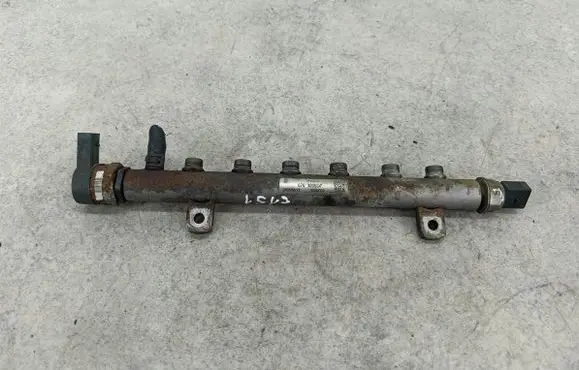 Volkswagen Crafter Fuel main line pipe 076130093