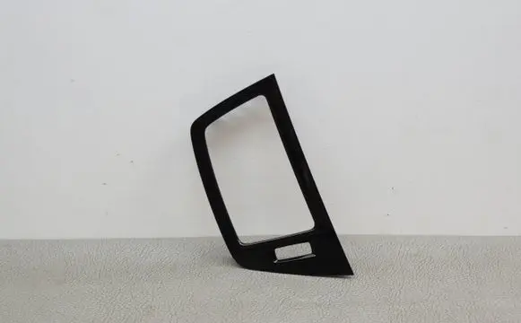 Volvo XC90 Dashboard glove box trim 31366850