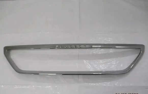 Peugeot 308 Front bumper upper radiator grill 1627665580