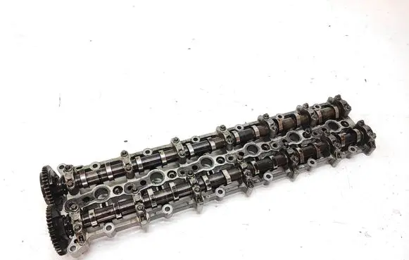 BMW X5 E70 Camshaft 7800044