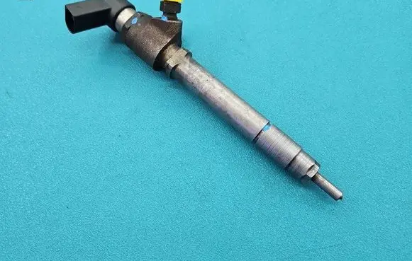 Jaguar XF X250 Fuel injector 5U3Q-9K546-AA IMPRK1425746