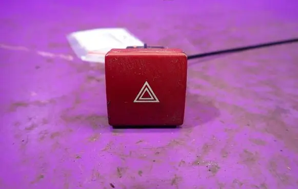 Peugeot Partner Hazard light switch 