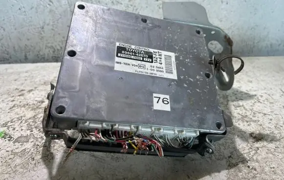 Toyota RAV 4 (XA20) Engine control unit/module 8966142670 2110007660 020464