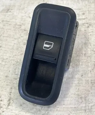 Skoda Roomster (5J) Electric window control switch 5J0867435 8103909