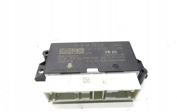 Audi A3 S3 8V Parking PDC control unit/module 5Q0919283E