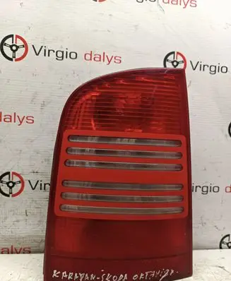 Skoda Octavia Mk1 (1U) Rear/tail lights 1U9945111 1U9945095