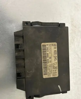 Mercedes-Benz E W211 Parking PDC control unit/module A0255457132 39E00351 0263004025