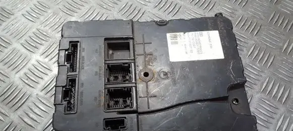Renault Megane II Comfort/convenience module 8200780025 8200713380