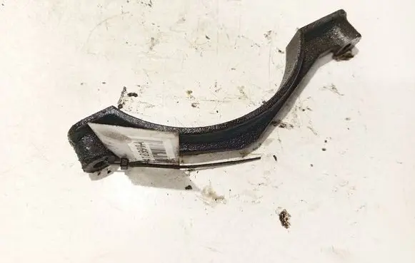 Peugeot 407 Engine mounting bracket