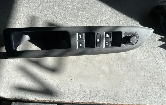 Volkswagen Golf Plus Electric window control switch 1K4959857B 268801S