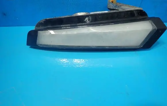 Iveco Daily 6th gen Front indicator light 5801874640