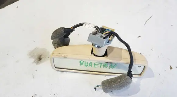 Rear view mirror (interior)