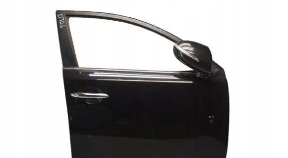 KIA Sportage Front door