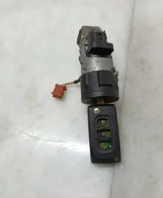 Peugeot 407 Ignition lock 9648445180