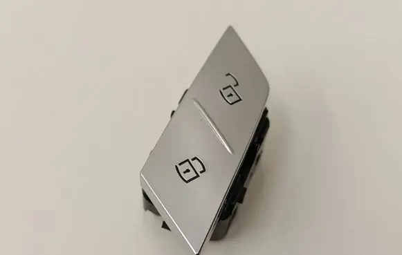 BMW 4 G22 G23 G24 G26 Central locking switch button 7950564