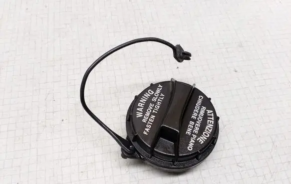 KIA Cerato Fuel tank filler cap 