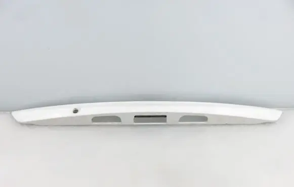 Toyota Yaris Trunk door license plate light bar 768010D552
