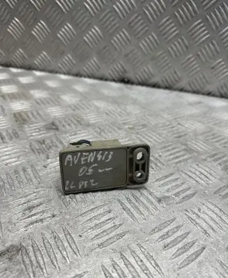 Toyota Avensis T250 Window wiper relay 8594205030