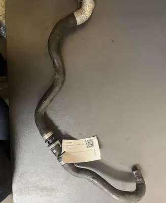 Volvo V40 Engine coolant pipe/hose 31319136