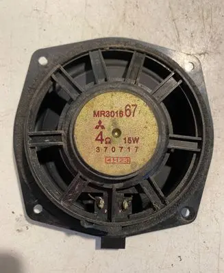 Mitsubishi Outlander Rear door speaker MR301667 4H23 370717