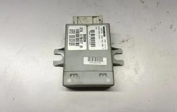BMW 5 F10 F11 Air suspension control unit module (rear) 6799677 4461500650