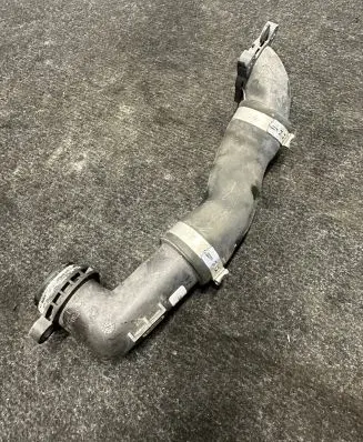 BMW 2 F44 Engine coolant pipe/hose 9896566