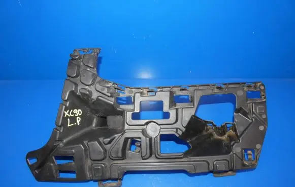 Volvo XC90 Front bumper mounting bracket 31353370