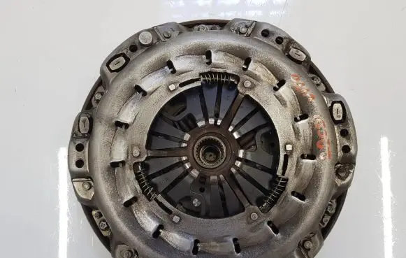Mercedes-Benz Sprinter W906 Dual mass flywheel 