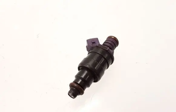 Volvo S40, V40 Fuel injector 9125118