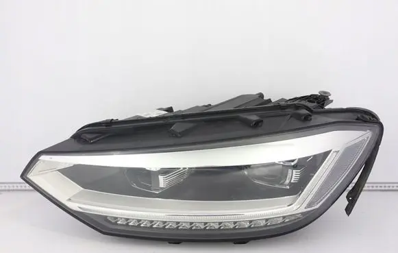 Volkswagen Touran III Headlight/headlamp 5TB941081A