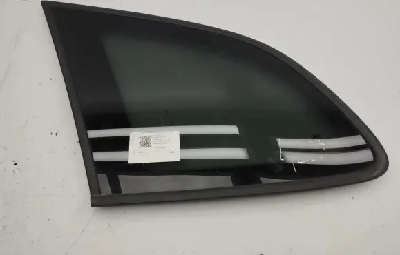 Rear side window