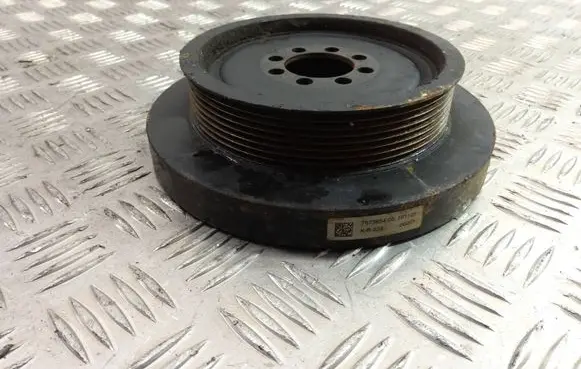 BMW 5 F10 F11 Crankshaft pulley 7573654