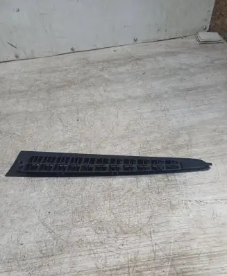 Mercedes-Benz Vaneo W414 Dashboard air vent grill cover trim A4148310160 0910198717