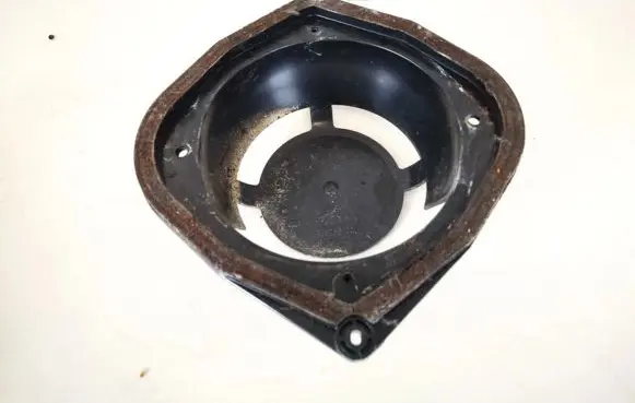 Side speaker trim/cover