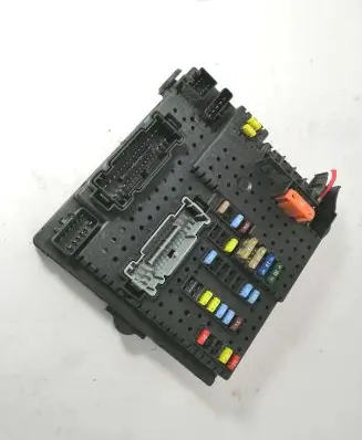 Volvo XC90 Fuse box set 28080156