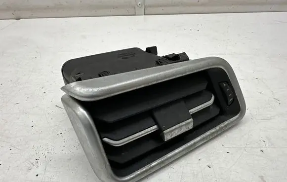 Maserati Ghibli Dashboard side air vent grill/cover trim 6700190620